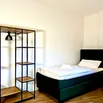 Fuer 10 Personen Mit Garten