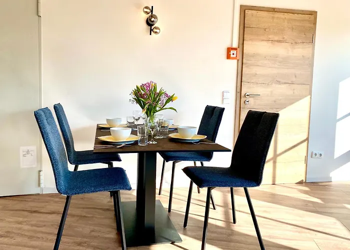 Fuer 10 Personen Mit Garten בית נופש באיירוט
