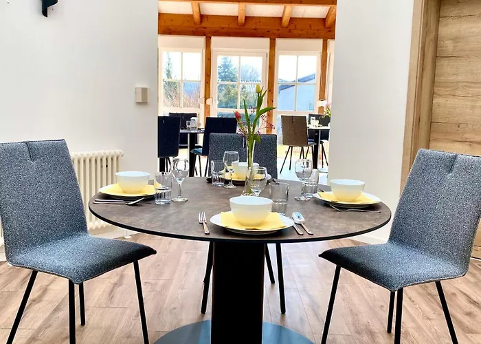 בית נופש Fuer 10 Personen Mit Garten